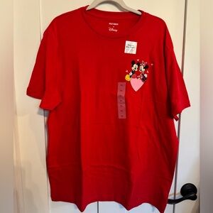 Old Navy Red Disney Mickey & Minnie Heart Graphic Tee